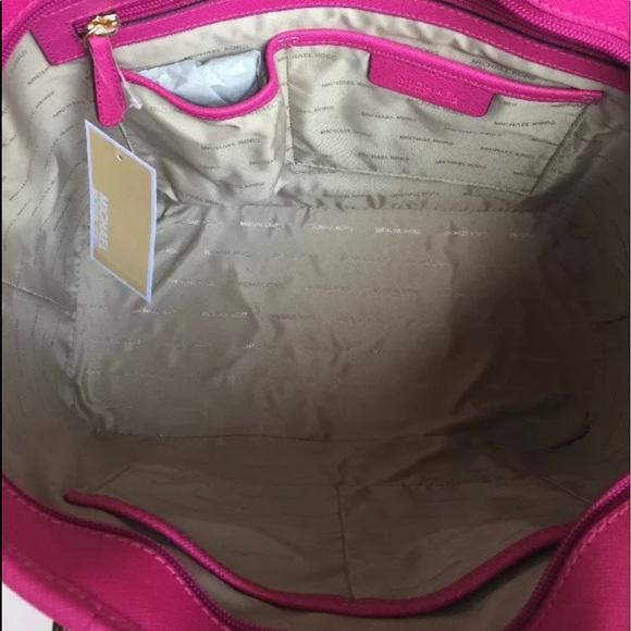 COPY - Michael Kors top zip LD tote raspberry & gold - Picture 5 of 5
